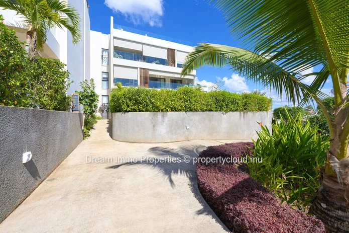 Appartement Neuf Avec Toit Terrasse Prive Vue Mer A Pointe  Aux Canonniers - Ile Maurice