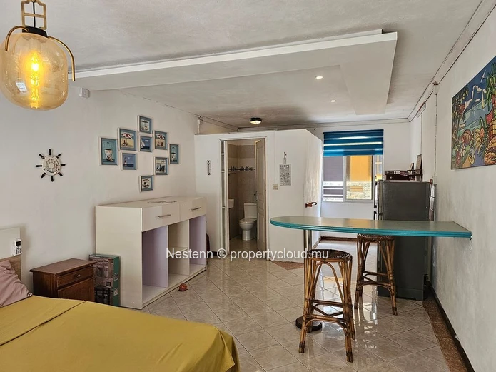 Bright studio steps from the beach