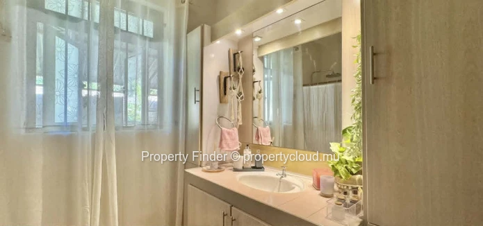 3-Bedroom House with Private Pool for Sale in Mauritius – Mauritian Citizens Only