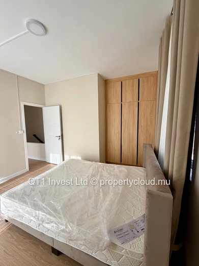 New Villa Close To The Sea In Secured Resdicences