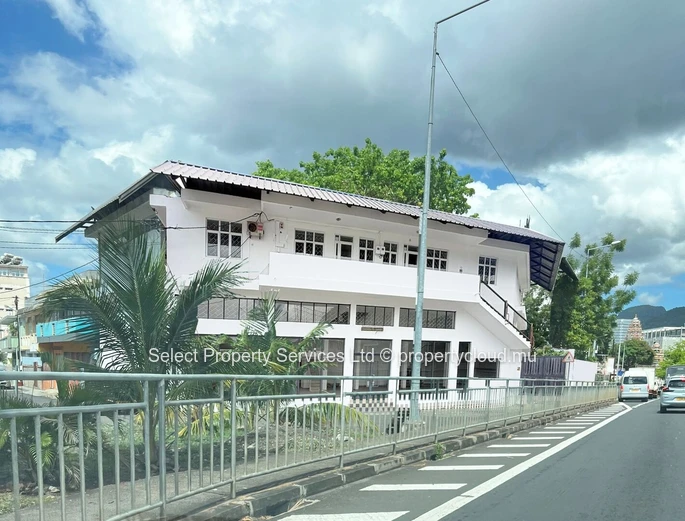 Immeuble commercial rénové à vendre à proximité du Caudan, Port Louis