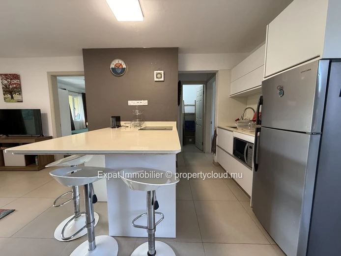 Appartement 3 Chambres Avec Jardin Privatif & Accès Direct À La Piscine – Résidence Sécurisée