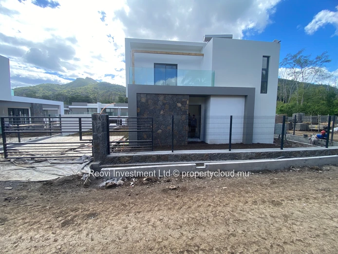 Villa Privatif & Moderne Flambant Neuve à Tamarin