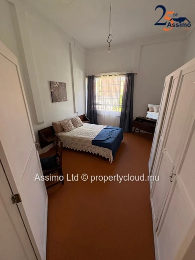 4-bedroom family home with garden in Unite, Camp de Masque. (Sole Mandate)