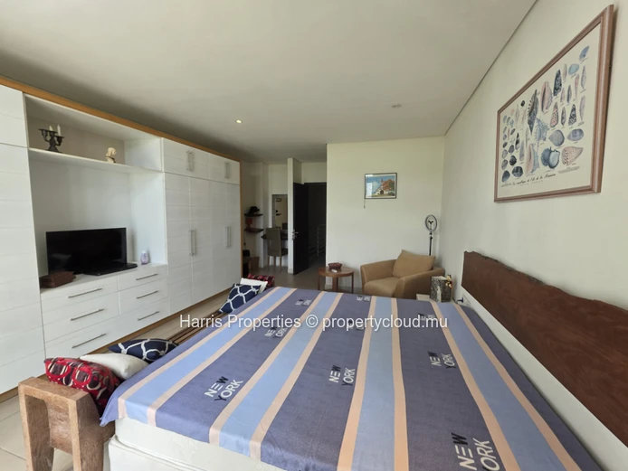 Magnificent duplex for sale in the prestigious La Croisette Shopping Mall