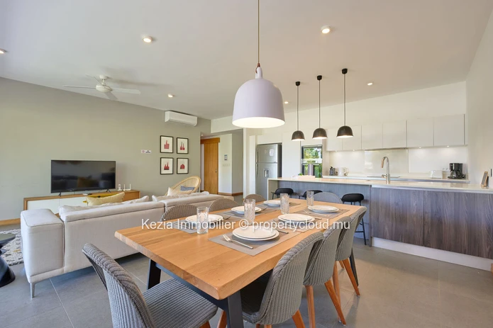 Contemporary Apartment With Large Terrace And Private Garden