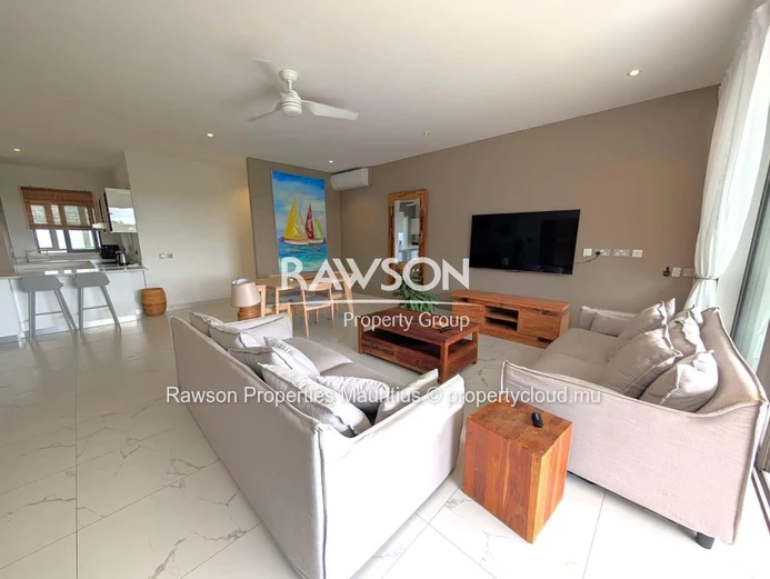 3-Bedroom Penthouse With Private Rooftop & Mountain Views – Grand Baie / Pereybere