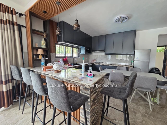 Villa for Rent in Grand Gaube – Spacious Family Home