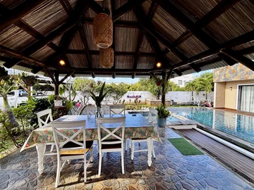 4 Bedroom Villa