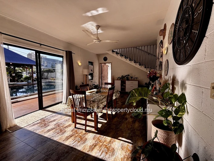 Exceptional 4-Bedroom En-Suite Villa With Infinity Pool – Calodyne