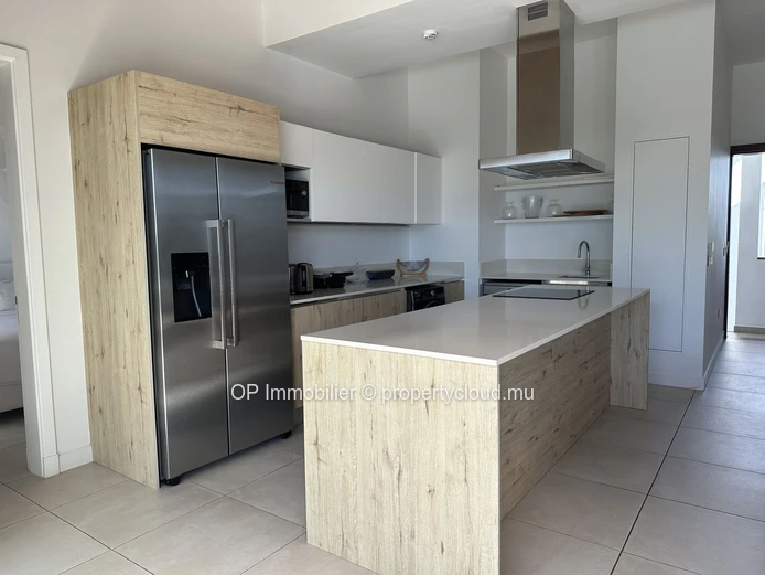 3-Bedroom Penthouse in Melville with Private Pool