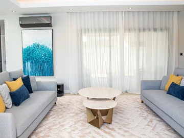 4 Bedroom Villa