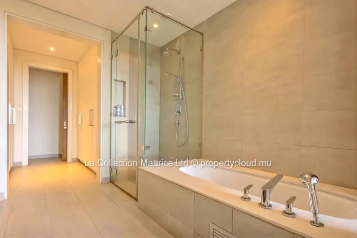 Duplex I Tamarin I Sea View