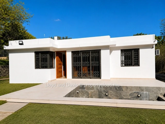 Brand-New 3-Bedroom House with Private Pool in Petite Rivière Noire