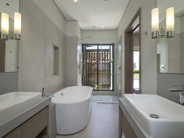 4 Bedroom Villa
