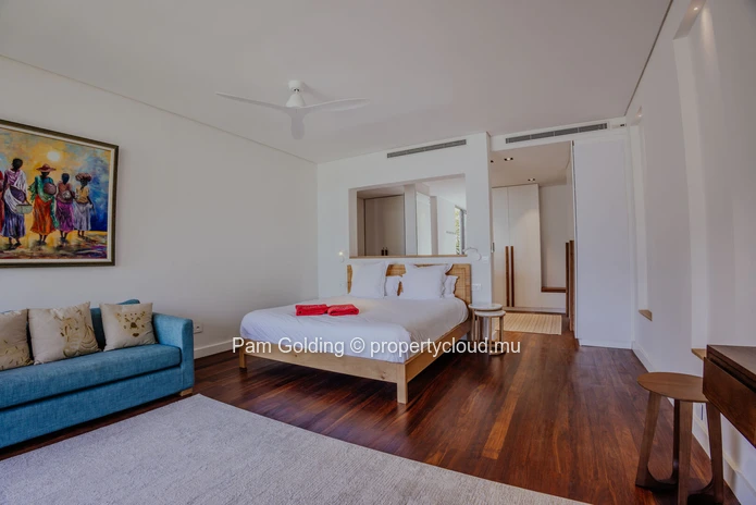 Villa de luxe en bord de mer avec piscine privée à Les Salines Rivière Noire, 3 chambres en suite