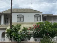 Splendid House For Sale In Pointe Aux Sables.