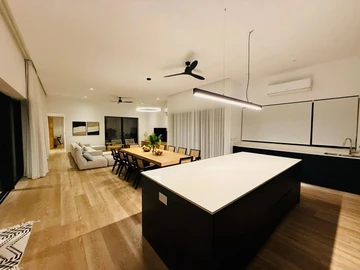 4 Bedroom Villa