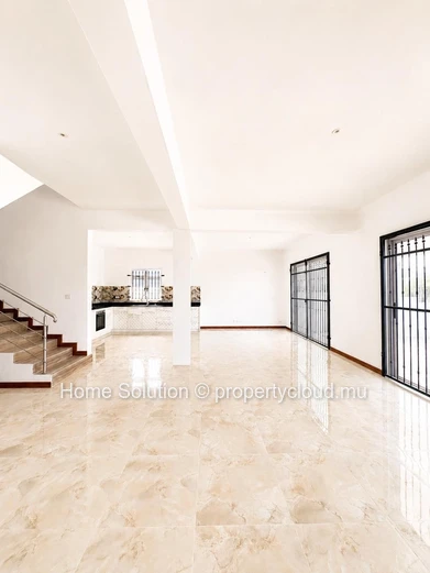 Villa À Vendre – Grand Baie, Chemin Vingt Pieds