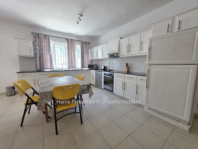 Large individual house for sale in Grand Gaube