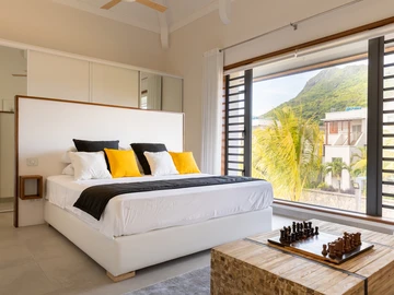 6 Bedroom Villa