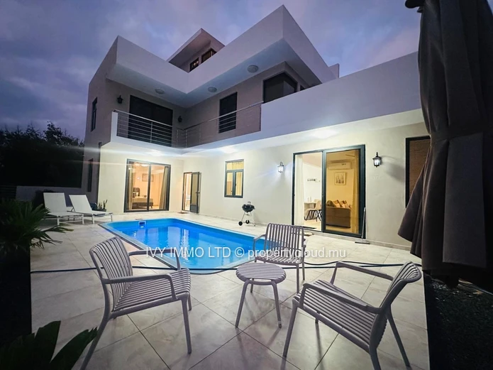 Villa For Rent – Grand Baie, Chemin 20 Pieds