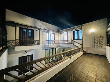 4 Bedroom Villa
