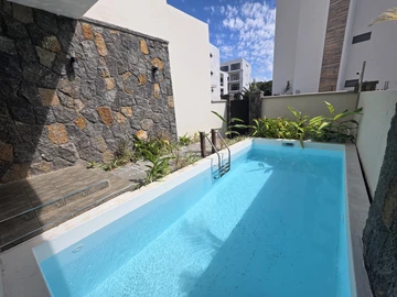 4 Bedroom Townhouse, Duplex