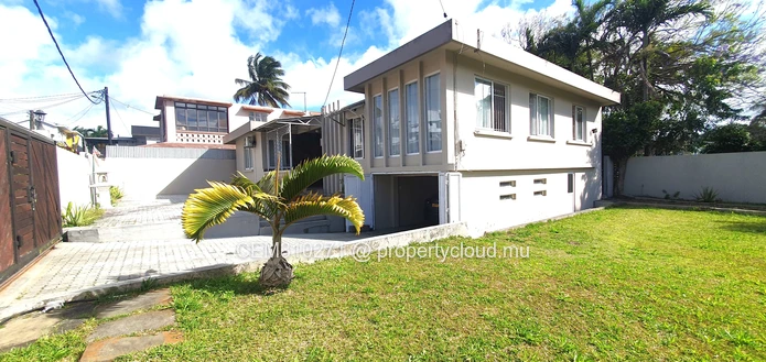 House for Sale – Heart of Vacoas 3 Bedrooms