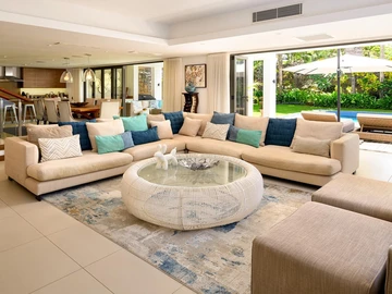 4 Bedroom Villa