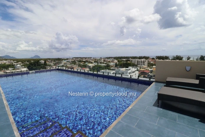 Modern Coastal Living – Elegant Fully Furnished Apartment at 3 mins from Flic en Flac Beach