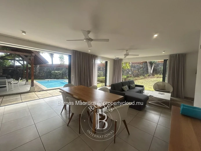 RIVIÈRE NOIRE - Contemporary Villa - 3 bedrooms