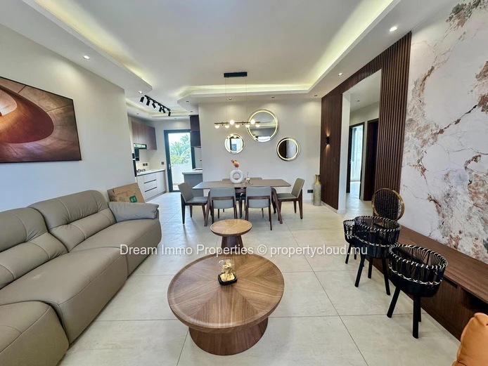 Appartements 3 chambres neufs et meublés à deux pas de la plage de Flic en Flac – Ile Maurice