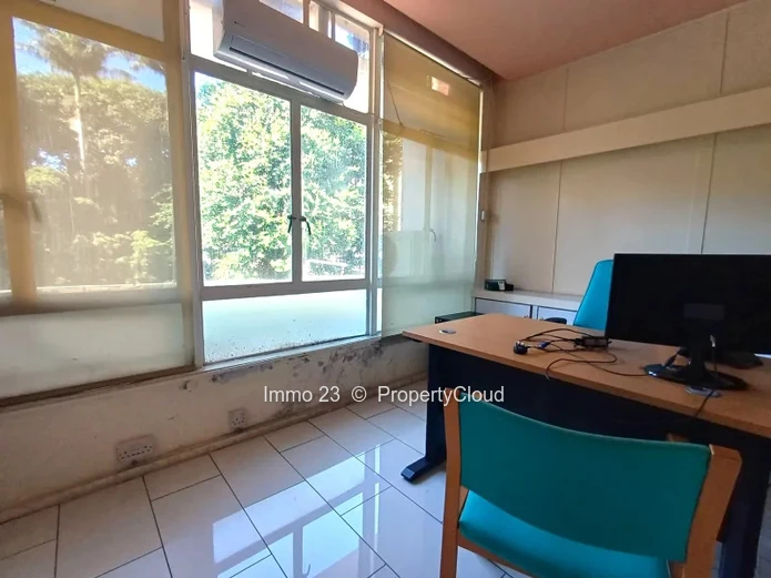Office - 54m2 - Port Louis - Ref. BU99091LO