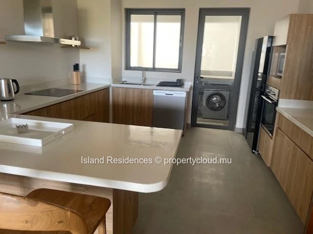 Appartement Meublé Neuf De 3 Chambres Premier Étage (Ascenseur) Dans Une Résidence Sécurisée Avec Piscine Et Parking