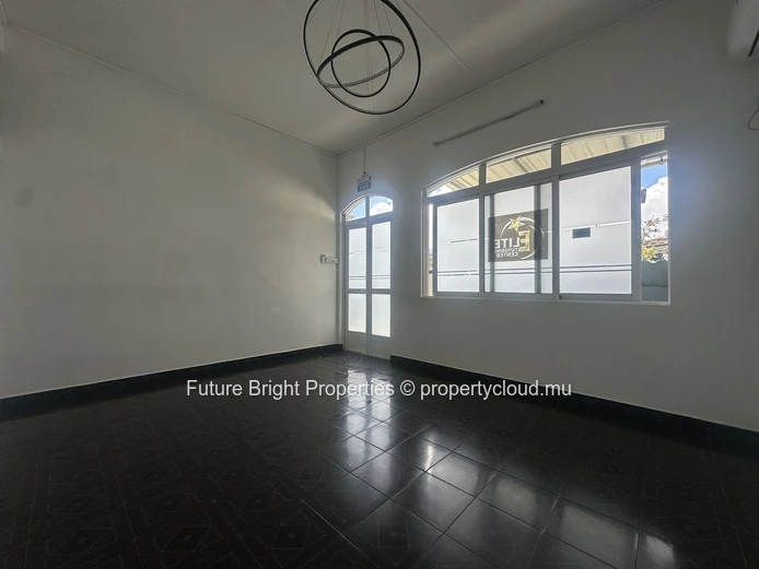 2-Bedroom Apartment for Rent in mesnil, 139m²