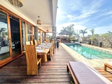 4 Bedroom Villa