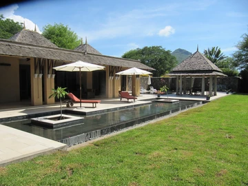 4 Bedroom Villa