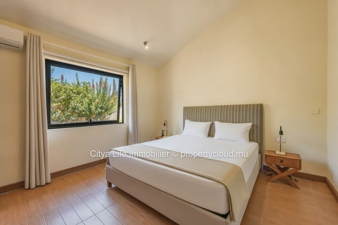 Spacious 3-Bedroom House for Sale in Tamarin with Large Garden