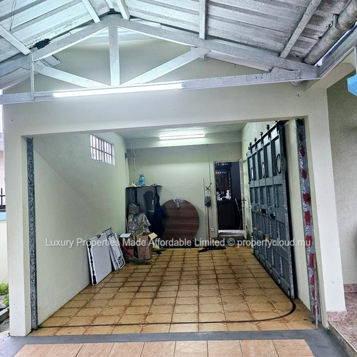 House In Henrietta , 4 Bedrooms
