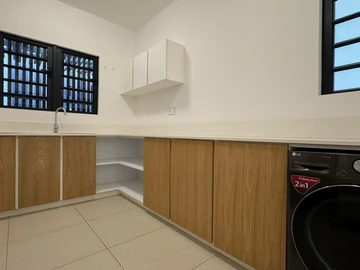 Elegant Lagoon-Level Apartment in Black River – Garden, Light & Privacy