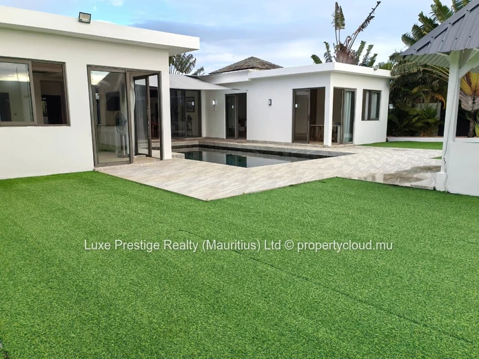Villa de Luxe Meublée 5 Chambres à Louer à Grand Baie | Piscine Privée | Résidence Sécurisée