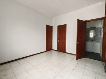 7 Bedroom House