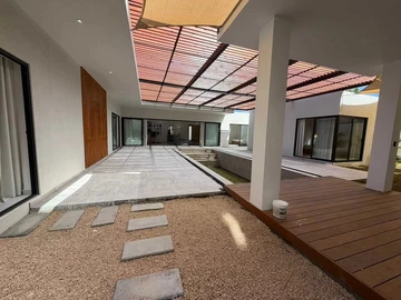 4 Bedroom Villa
