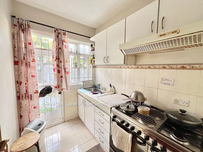 Grande Villa Familiale à Vendre à Quatre Bornes