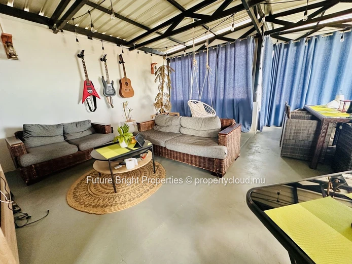 Charmante Maison Côtière à Pointe aux Sables – Vue Mer et Douceur de Vivre