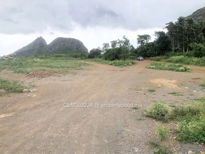 58 Perches Land for Sale in Palma, Quatre-Bornes