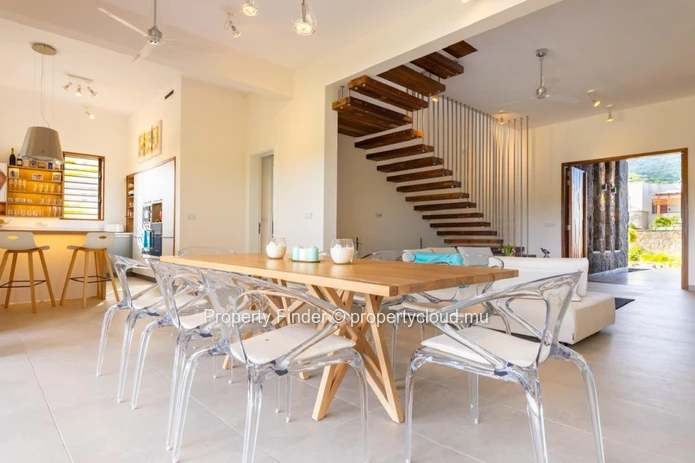 Exceptional Waterfront Villa in Mauritius' Premier Residential Marina