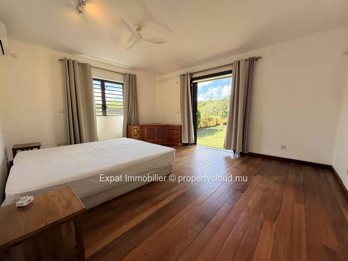 Prestigious 4-Bedroom Villa for Rent – Les Salines Pilot, Black River
