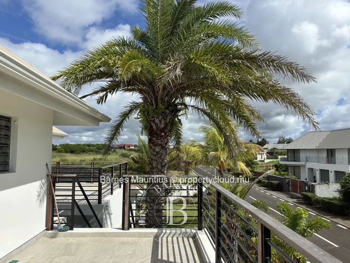 BEAU VALLON – Maison contemporaine avec appartement indépendant – 5 chambres